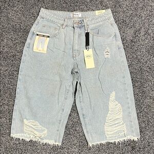 RISE Supply Co. Baggy Jort Light Wash Size 9 NWT